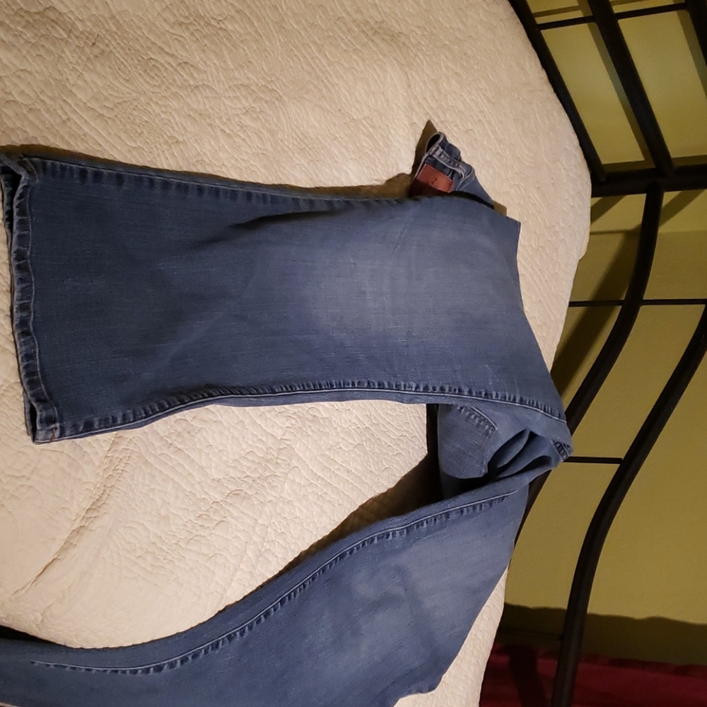 Jeans - Picture 7 of 8